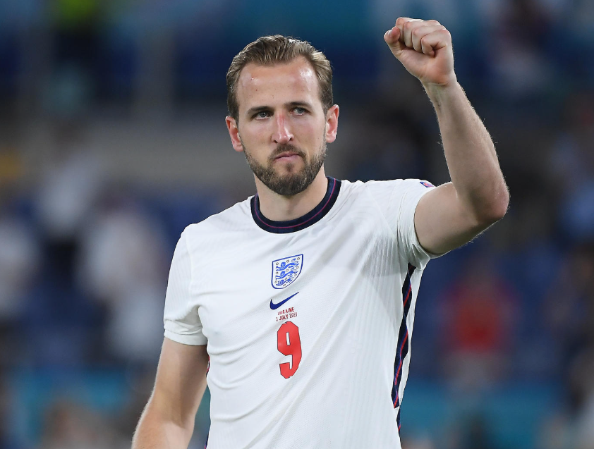 英格兰备战塞尔维亚：孔萨谈球队建设与备战态度